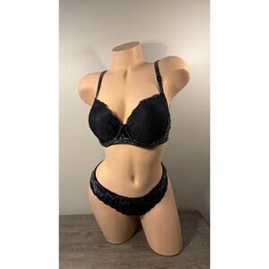 Victoria’s Secret Velvet Dream Angels Lined Demi Bra Set And Thong 32DD